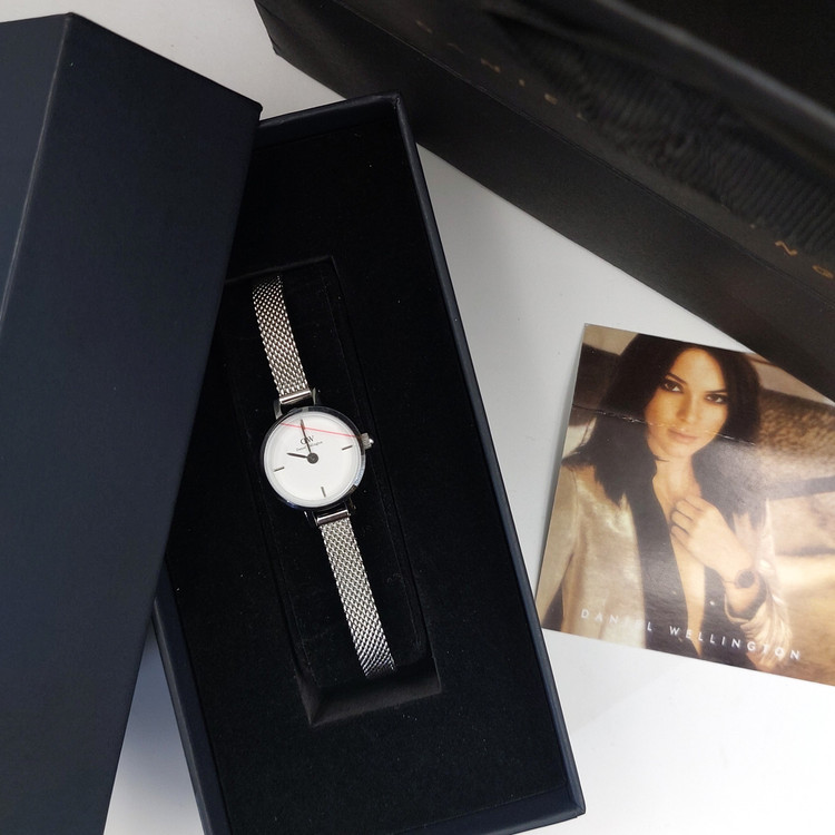 ساعت مچی زنانه Petite Mini استیل صفحه سفید