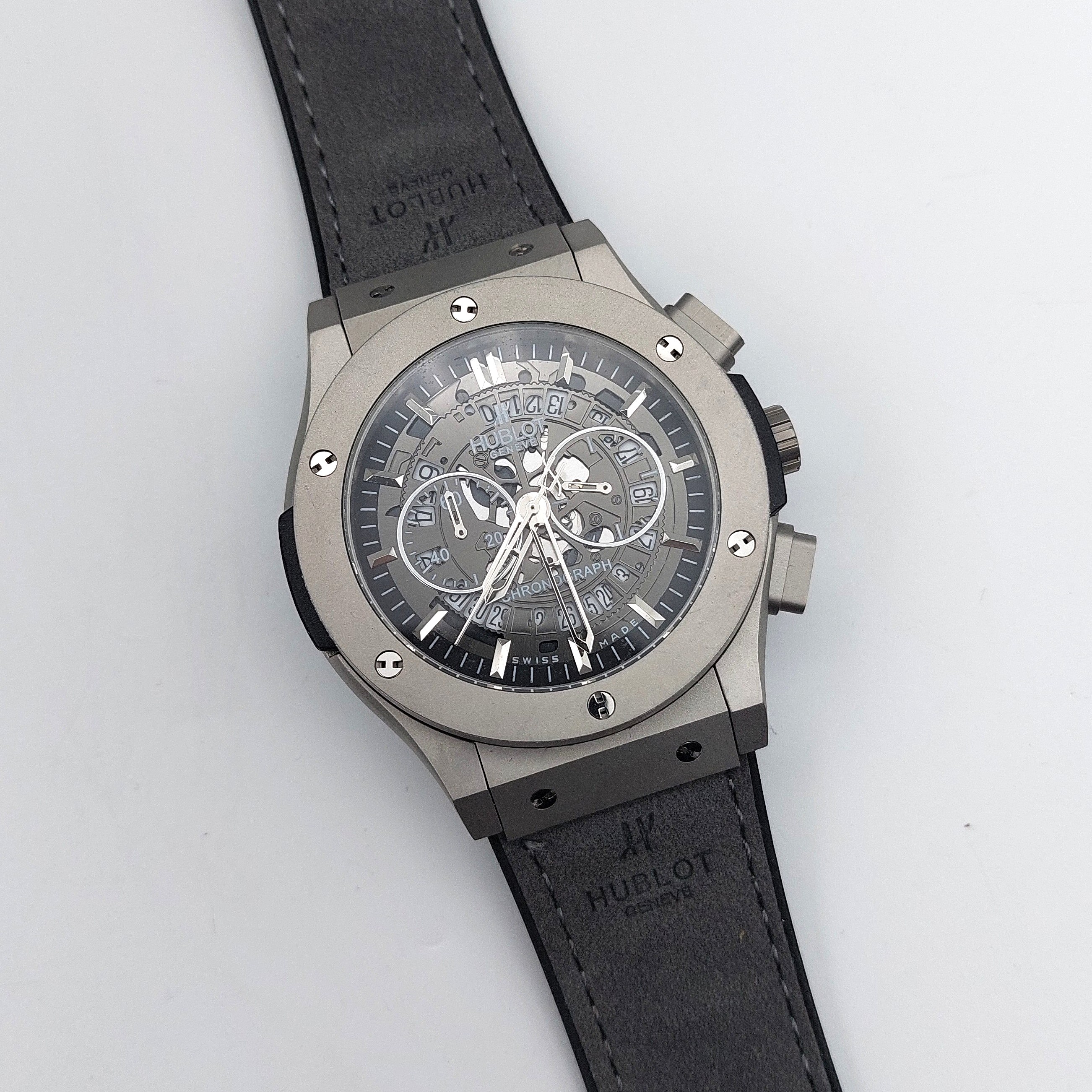 ساعت مچی مردانه هابلوت مدل اسپرت بند رابر جیر کرنوگراف - Hublot